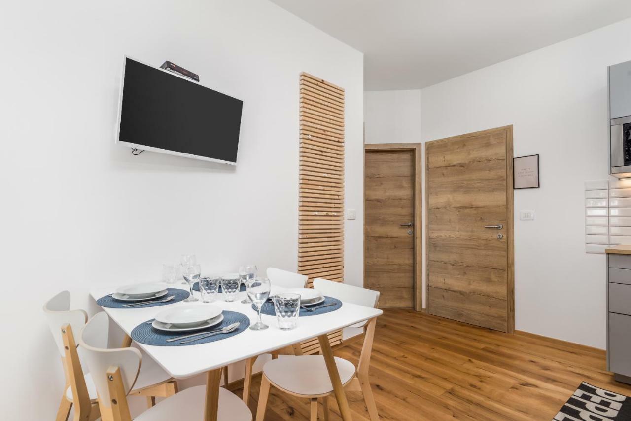 Rika Apartments On The Seaside 외부 사진